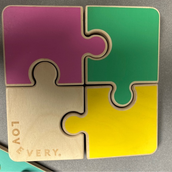 5 Lovevery Colorful Puzzles for Kids - Picture 3 of 6